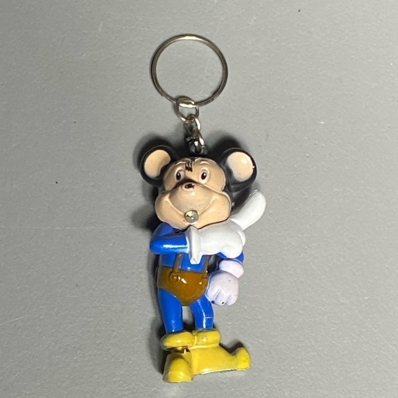 $5 ADD ON Vintage Mickey Mouse Plastic Key Chain - Picture 1 of 5